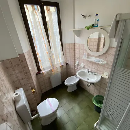 Appartement Budget- Nest 5 Beds Marzio